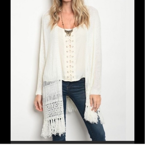Sweaters - 🎉HP🎉New! Boho Crochet Sweater